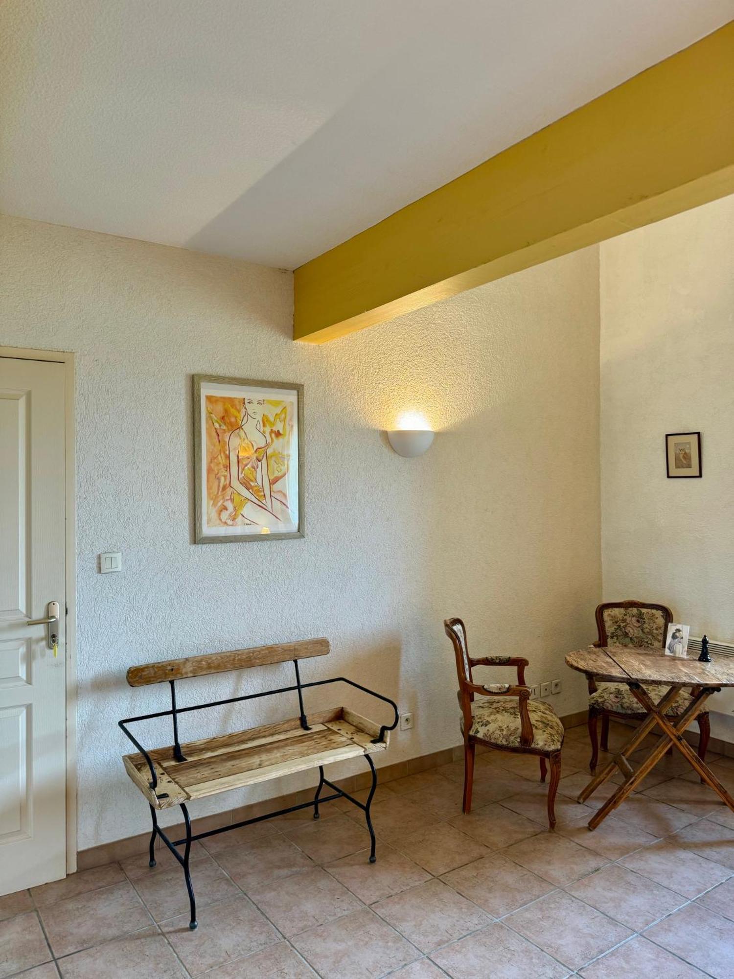 Hotel Mas Du Grand Peloux Port-Saint-Louis-du-Rhône Zimmer foto
